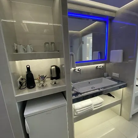 Searock And بيت خشبي *