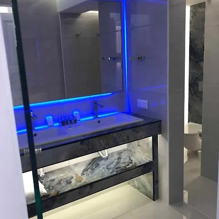 بيت خشبي Searock And